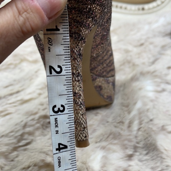 Nine West | Mendoza Platform Pump Shoe - Picture 10 of 10